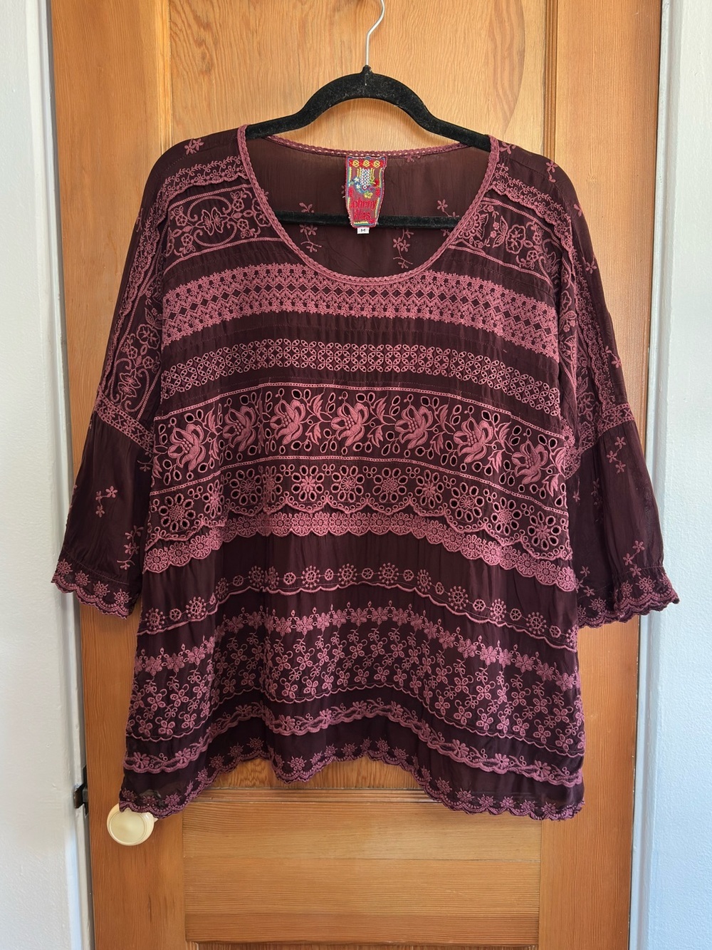 johnny was embroidered 3/4 length sleeve blouse